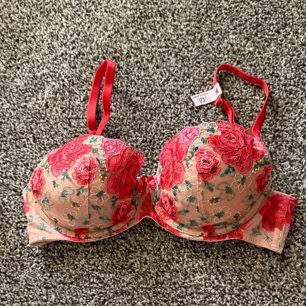 Victoria's Secret Red and Tan Floral Lace Bra
